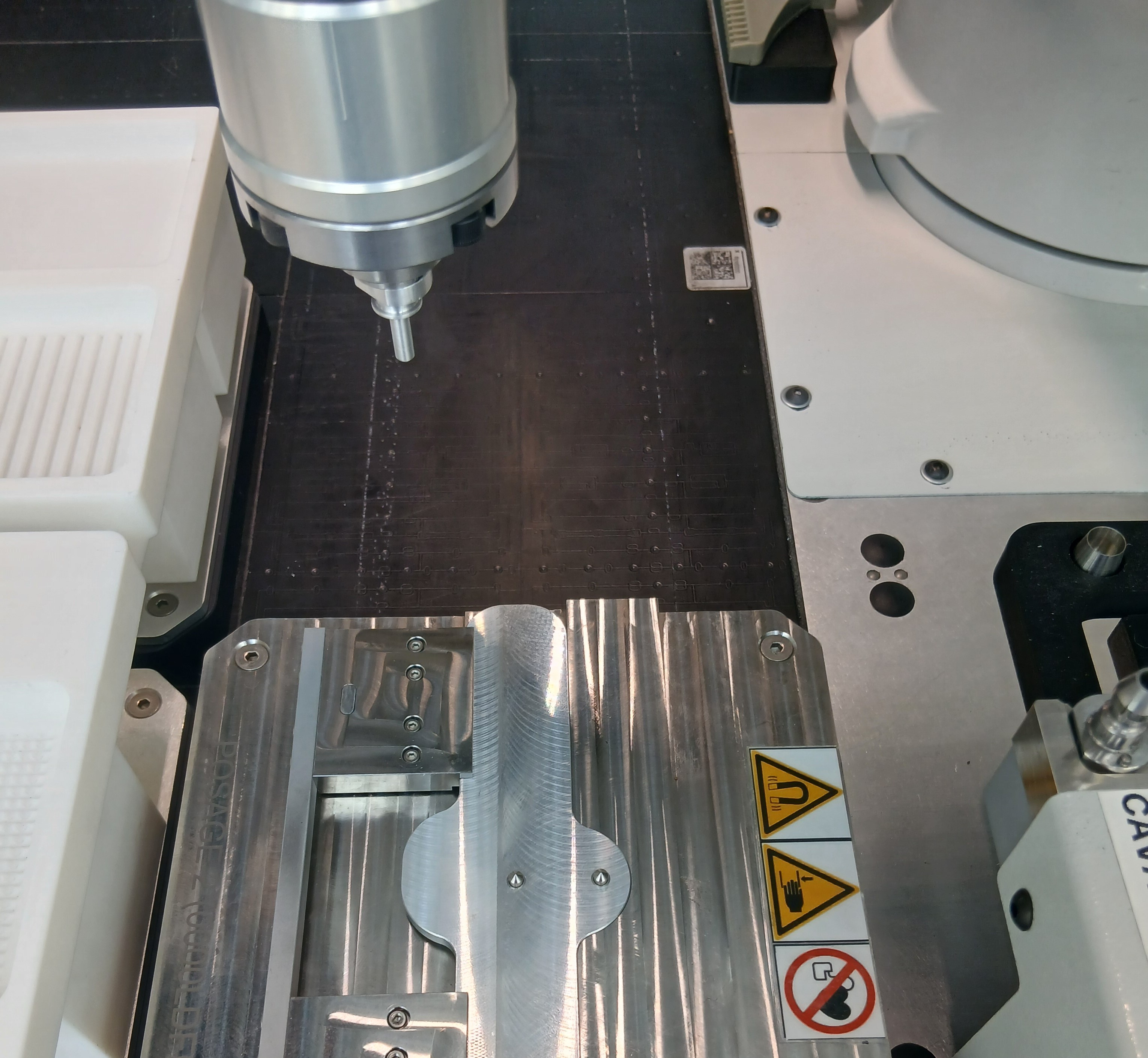 Machine industrielle de prÃ©cision